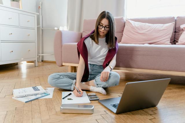 Descubre las mejores ofertas de cursos en línea, en inglés y español