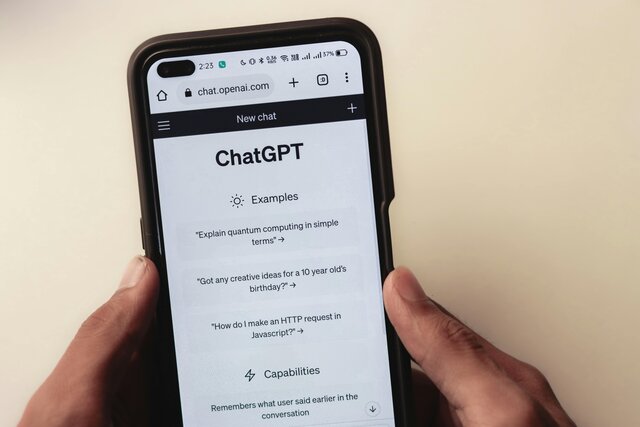  Conoce cómo ChatGPT usa IA para generar respuestas útiles y coherentes